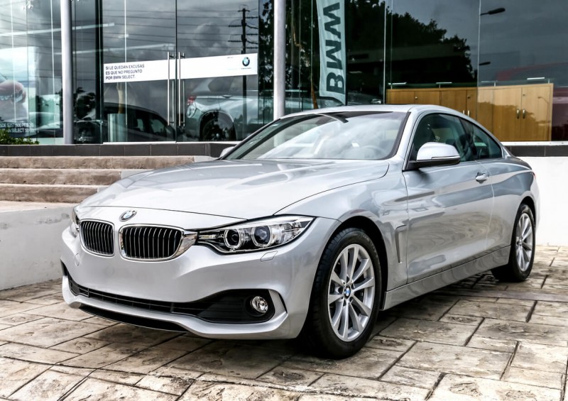 BMW 4 series side view