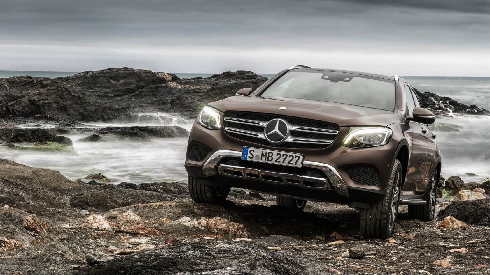 Mercedes GLC front