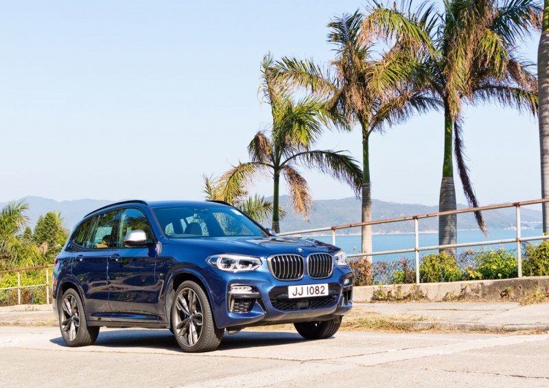 BMW X3 front view